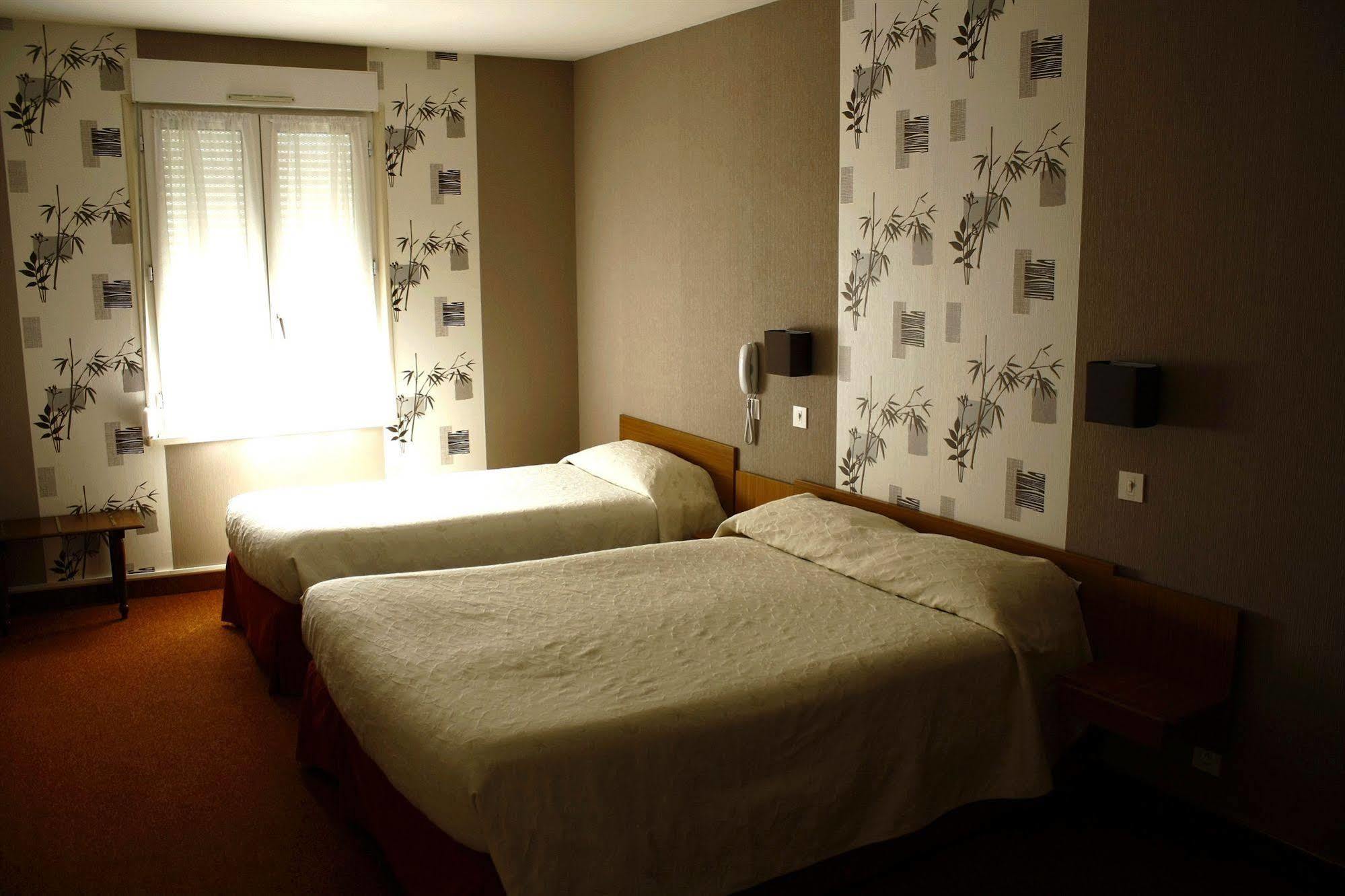 Hotel Du Touring Saint-Céré Eksteriør billede